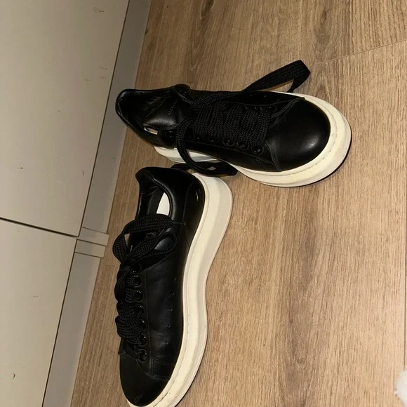 Alexander McQueen Black and White Sneakers Size 38 1/2